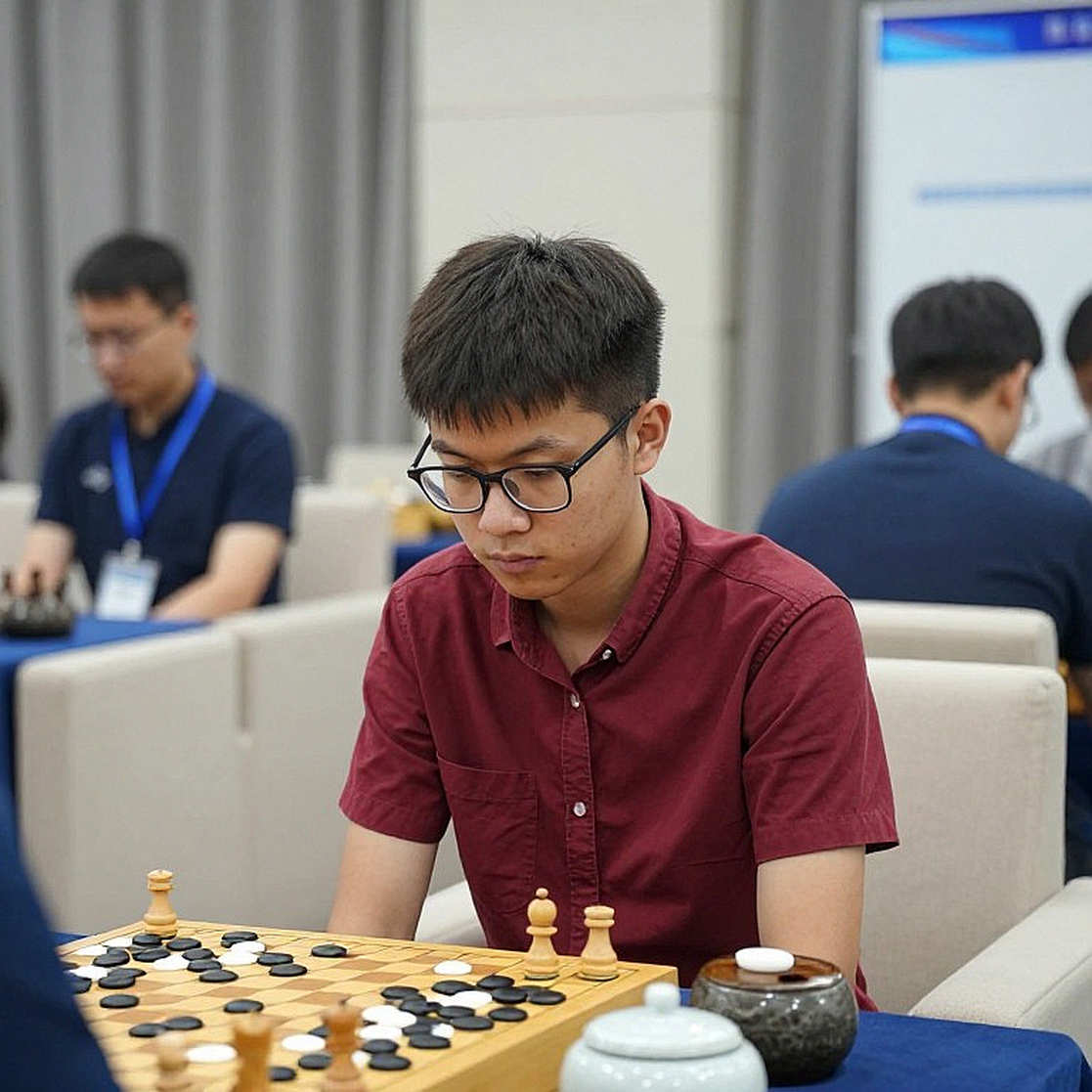 ChessBase Magazine #225: प्राग के 27 मिनिएचर और वह हर जो किसी ने नहीं छापा